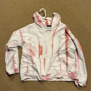 TIE DYE SWEATSHIRT